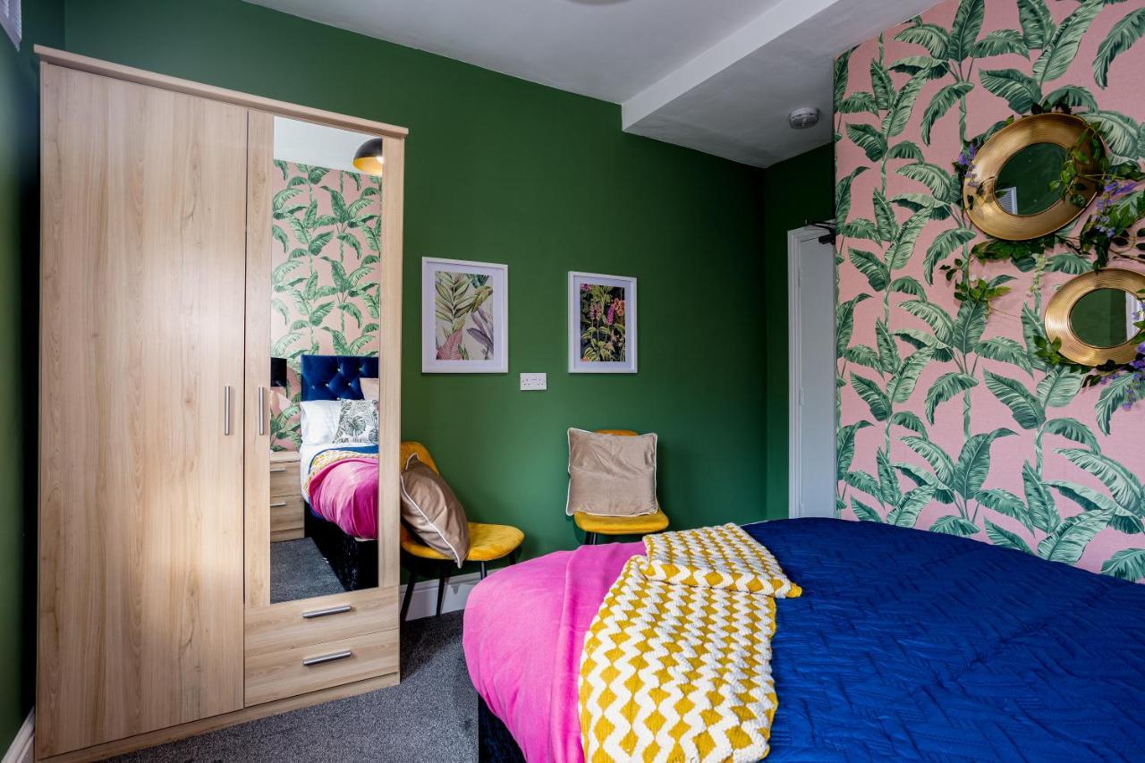 Charles Alexander Short Stay - Botanical House Cleveleys Extérieur photo